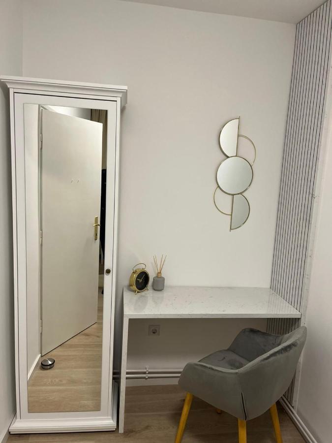 Apartman Gold Maris Daire Karlovac Dış mekan fotoğraf
